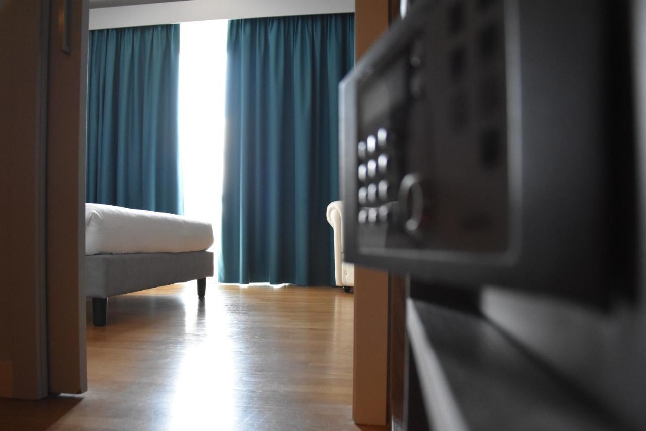 Hotel Motel Prestige Grugliasco Luaran gambar