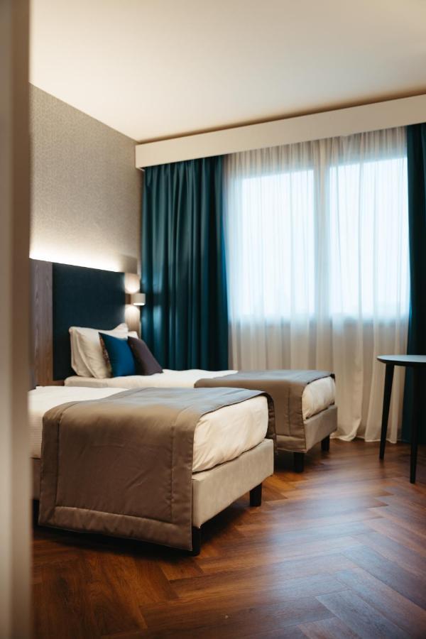 Hotel Motel Prestige Grugliasco Luaran gambar